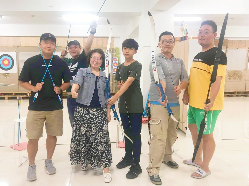 高翔通訊處射箭體驗活動